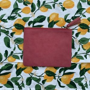 Franchesca’s Dusty Rose Clutch